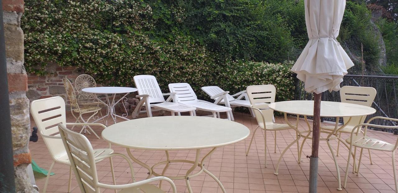 Apartamento La Vigna Del Parroco Verduno Exterior foto