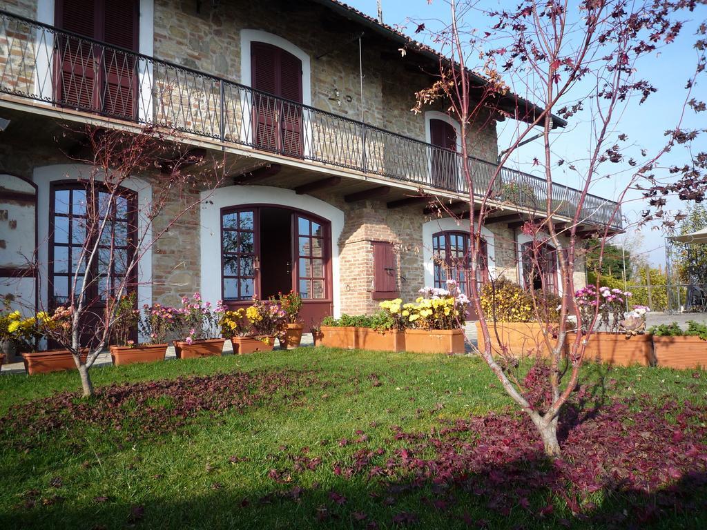 Apartamento La Vigna Del Parroco Verduno Habitación foto
