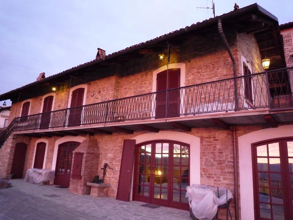 Apartamento La Vigna Del Parroco Verduno Habitación foto